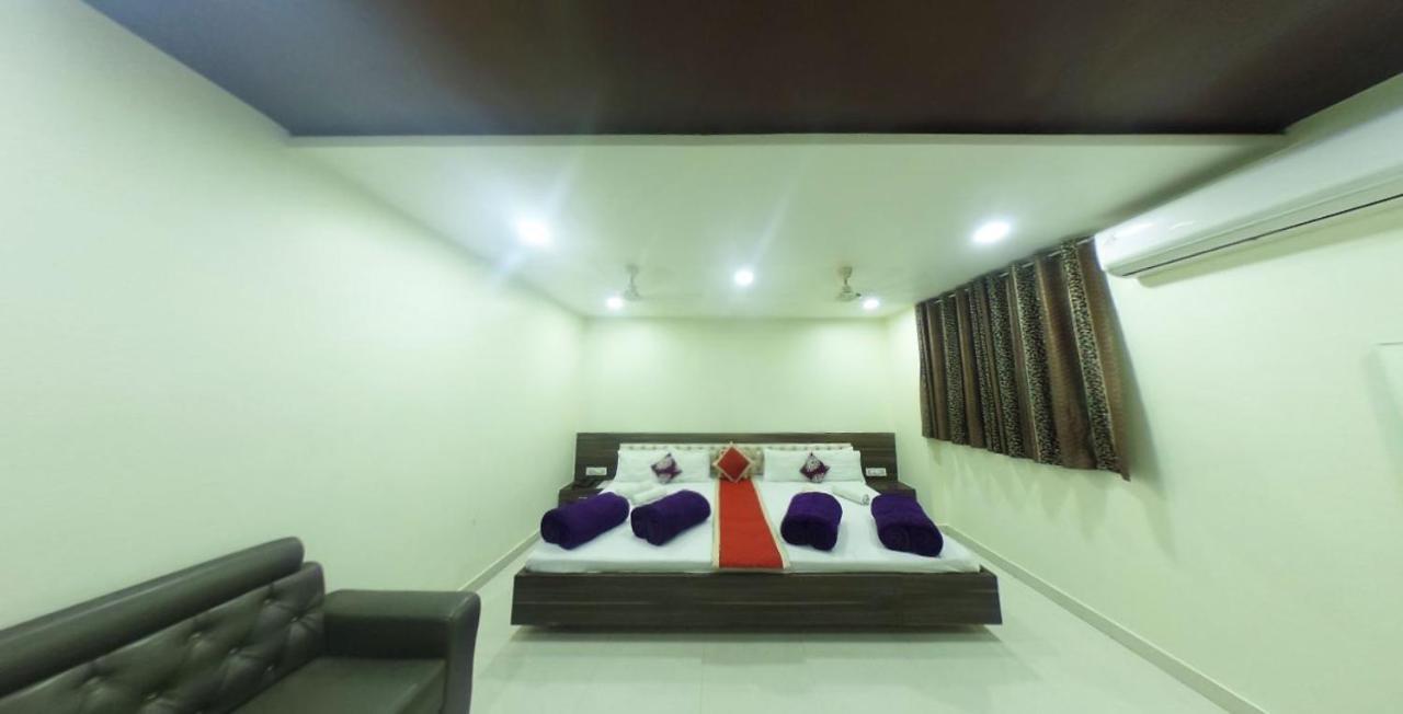 Kingsway Hotel And Restaurant Ajmer Dargah 350 Meter Exteriér fotografie